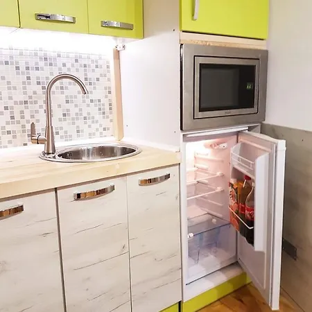 Studio Dondukov Apartment *